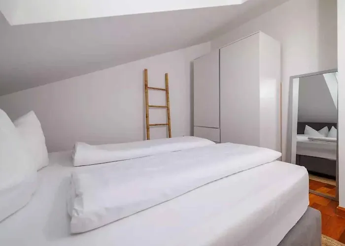 Appartement In 54279 Crikvenica